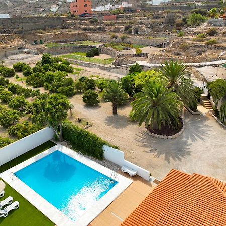 グイマー Private House With Pool & Gardenヴィラ エクステリア 写真